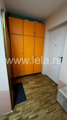 ea_8_655537546