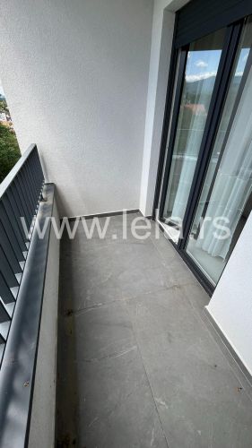 ea_8_660162028